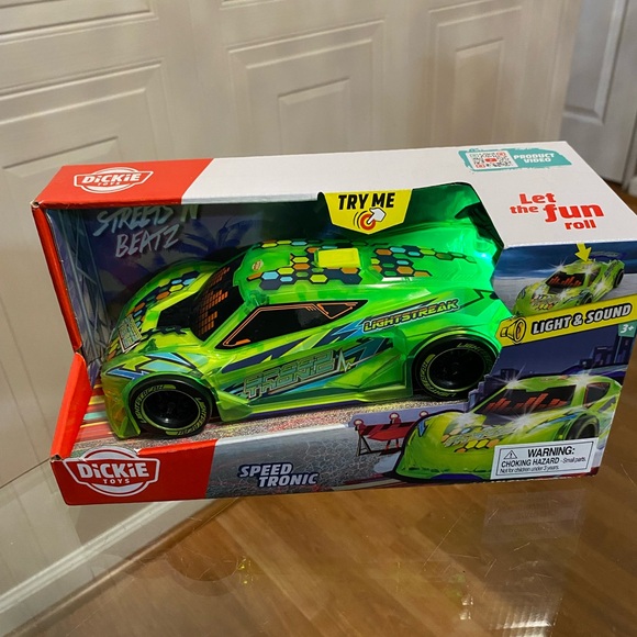 Dickie Toys - Racing Car with Lights and Sounds (Size 20 x 7 cm approximately) - Picture 1 of 8